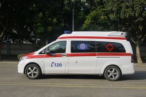 नए यूरो 6 विटो एम्बुलेंस कार ईंधन और बिक्री के लिए आपातकालीन निगरानी उपलब्ध - Product Image 2