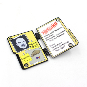 No MOQ Flip Soft spille da bavero Badge personale personalizzato con scheda di supporto può essere chiuso Pin smaltato incernierato aperto - Product Image 1