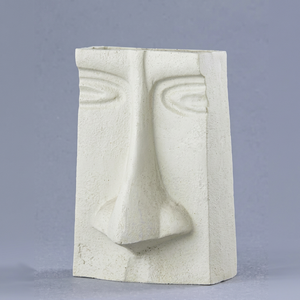 Figurine artisanale visage humain en fer forgé, vase à fleurs décoratif côtier - Grand modèle sur pied pour décoration intérieure, blanc, fournitures pour événements de Pâques - Product Image 1