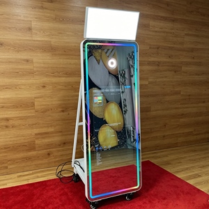 Photomaton portable prêt <span class=keywords><strong>à</strong></span> l'emploi avec <span class=keywords><strong>logiciel</strong></span> <span class=keywords><strong>gratuit</strong></span>, pack <span class=keywords><strong>de</strong></span> sécurité, écran tactile 32 pouces, machine Photomaton Miroir Magique - Product Image 1