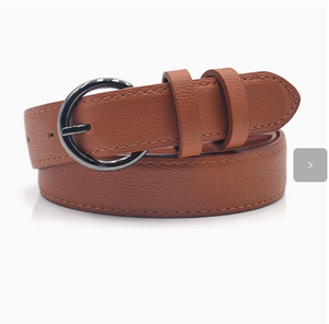 Cintura SaiJe Beauty D202409030 in Pelle Nera Martellata con Elegante Fibbia a D Cromata, Minimalista e Chic per Jeans, Pantaloni e Abiti - Product Image 2