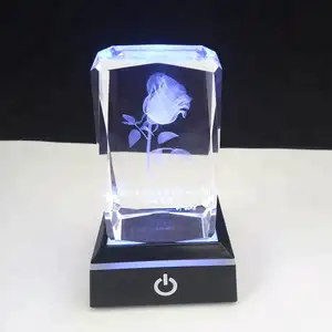 Laser Rose 3D Laser Glass Cubo De Cristal Em Branco Cubos De Cristal Gravados A Laser Com Base LED Para Presente De Cristal