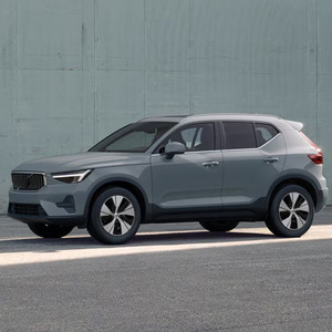 Auto Sportiva di Tendenza <span class=keywords><strong>Volvo</strong></span> <span class=keywords><strong>XC40</strong></span> B4 Trazione Integrale Edizione Smart Elegance Sport 197 CV SUV per uno Stile di Vita Dinamico - Product Image 3
