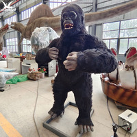 Statue de gorille grandeur nature avec capteur infrarouge et télécommande, modèle d'animal animatronique certifié CE et RoHS pour exposition commerciale en parc à thème
