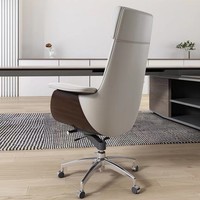Chaise de bureau de direction ergonomique moderne la plus vendue, cuir de haute qualité du Guangdong, dossier haut, accoudoirs réglables, pivotante pour patron