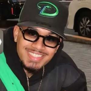 Gafas de Sol Hexagonales con Logotipo Personalizado, Estilo Retro 2025, con Remaches, Protección UV400, Montura Pequeña, para Hombre y Mujer - Product Image 2