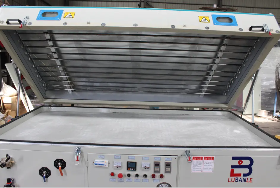 Máquina de prensa de membrana al vacío completamente automática, gabinete de puerta de madera, máquina laminadora de prensa al vacío de PVC