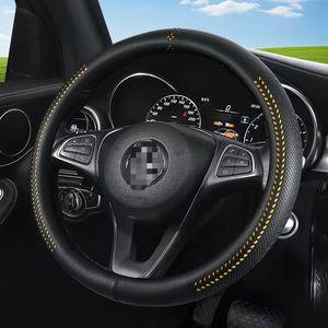 Nouvelle Housse <span class=keywords><strong>de</strong></span> Volant <span class=keywords><strong>de</strong></span> Voiture en Cuir Nappa 2026 Antidérapante Respirante Luxe Noire Universelle pour Voiture - Product Image 2