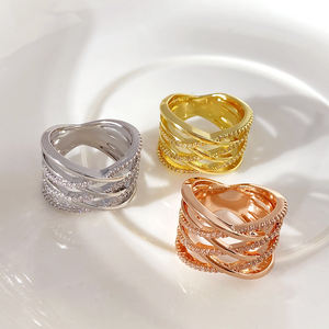 Anillos <span class=keywords><strong>de</strong></span> Plata <span class=keywords><strong>de</strong></span> Ley 925 Rosa, Hipoalergénicos e Impermeables, con Línea <span class=keywords><strong>de</strong></span> Contraste Personalizada, <span class=keywords><strong>Precio</strong></span> al por Mayor <span class=keywords><strong>de</strong></span> Fábrica Foxi - Product Image 5