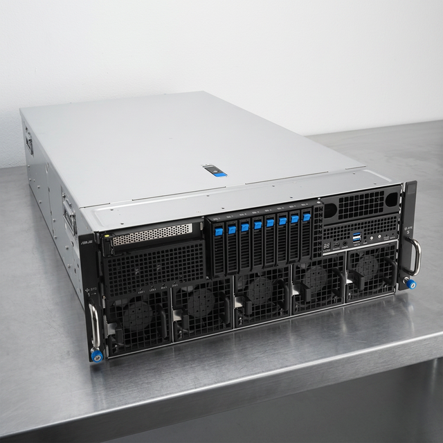 High-density 4U Server ESC8000A-E13P for Eight Dual-slot High-end H200 GPUs