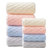 Fabrication en Chine d'ensembles de serviettes de bain d'hôtel en coton doux et de luxe en microfibre