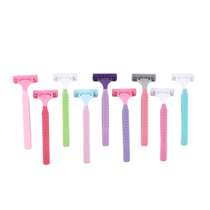 Maquinilla de Afeitar Desechable de Triple Hoja a Precio Económico con Lubricante Mejorado, Plástico y Acero Inoxidable para Uso en Rostro/Axilas/Cuerpo para Mujeres - Product Image 6