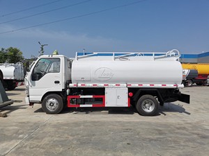 Véhicule industriel de fabrication spécialisée, très demandé, citerne à huile ISUZU 8000L-10000L, stockage de bouteilles GPL, adapté au marché mondial - Product Image 6