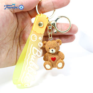 سلسلة مفاتيح من الراتنج على شكل دب كرتوني لطيف من كلوريد البولي فينيل مع سلسلة مفاتيح مبتكرة مستوحاة من الحلوى للسيارات والأمتعة - Product Image 5