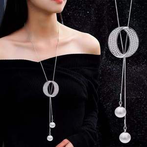Snowflake Sweater Chain Long Necklace Rotating Pendant Women Fashion Jewelry Daily Wear - Product Image 4