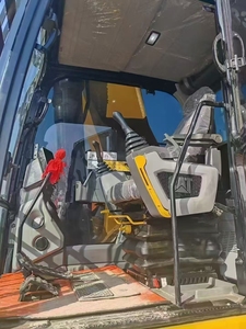 CE Promotion : Excavatrices sur chenilles Caterpillar 336 d'occasion de 36 tonnes avec attache rapide, brise-roche et accessoire de préhension (pouce) - Product Image 4