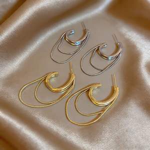 Pendientes de Aro con Borlas Tiyo, Chapados en Oro de 14K, Aleación de Zinc, Geométricos, Románticos, para Fiestas, Joyería de Moda para Mujer - Product Image 3