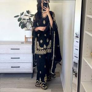 Ensemble Salwar Kameez Sharara en soie bleue pour femme, avec dupatta en organza et broderies Moti, réversible, idéal pour les mariages et les fêtes d'hiver, prêt-à-porter. - Product Image 1