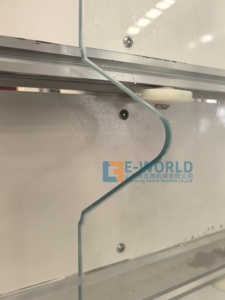 Centro de Procesamiento de Vidrio CNC Vertical de Alta Precisión para Perforación, Fresado, Avellanado y Rectificado Interno de Vidrio - Product Image 2
