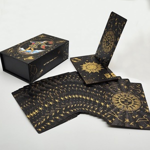 Cartas de <span class=keywords><strong>Tarot</strong></span> de Lámina Dorada Divinatoria Luxe Gloss, Fantástico Juego de Mesa con Soporte de Madera para Lectura Predictiva - Product Image 5