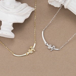 Collar Gargantilla <span class=keywords><strong>de</strong></span> Plata <span class=keywords><strong>de</strong></span> Ley 925 Chapado en Oro con Grabado <span class=keywords><strong>de</strong></span> Palma y Pie, Joyería Familiar al por Mayor con <span class=keywords><strong>la</strong></span> Frase 'I Love My Family' - Product Image 3