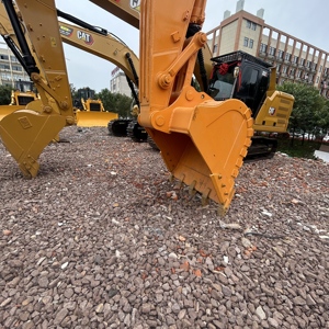 Excavadora Hidráulica Usada Hyundai 385LC-9T de 38 Toneladas y 280HP para Minería y Construcción - Product Image 3