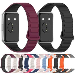 BEEFLYPOWER Nouveau bracelet magnétique en silicone en forme de I, double couleur, bracelet intelligent pour <span class=keywords><strong>Huawei</strong></span> Band 11/11pro, accessoires portables - Product Image 3