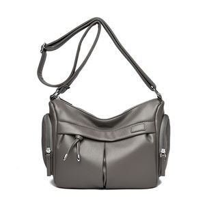 Sac messager vintage de haute qualité à motif géométrique, fermeture éclair, détails rivetés. Sac à main portable et élégant pour femme en PU. - Product Image 1