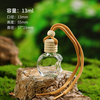 Diffuseur de parfum pour voiture suspendu de 13 ml, flacon artisanal décoratif artistique rechargeable, cadeau aromatique, flacon de parfum en cristal