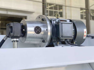 Sanxin nóng Bán máy cắt tấm kim loại 6x3200 NC điều khiển thủy lực cắt cho cắt tấm thép không gỉ - Product Image 5