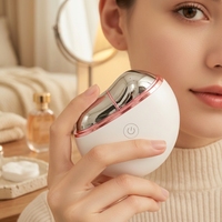 Masseur électrique à micro-courant pour le visage et le cou avec fonction liftante pour un raffermissement de la peau anti-âge et des soins du visage en profondeur