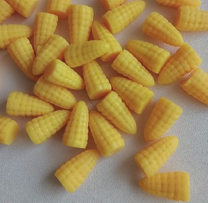100 Uds Mini callos resina pequeño maíz decoración miniatura maíz para manualidades, relleno de jarrón, Otoño, decoración de Acción de Gracias - Product Image 4