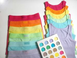 เสื้อกล้ามผ้าคอตตอนริบคุณภาพสูงสำหรับผู้หญิง ฤดูใบไม้ร่วง 2024 สีแดง แขนสั้น พร้อมเลกกิ้ง ระบายอากาศได้ดี ชุด 2 ชิ้น รับผลิตตามสั่ง ขายส่ง-ชุดลำลอง - Product Image 6