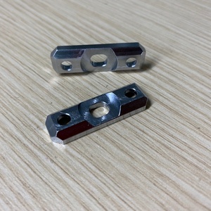 Pièces usinées CNC sur mesure en aluminium, laiton, cuivre, titane, usinage de précision 3, 4, 5 axes, service d'usinage, surface polie - Product Image 4