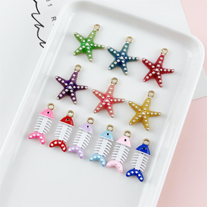 Dijes de Aleación Esmaltada con Forma de Estrella de Mar, Espina de Pescado, Serie Marina, Estrella del Océano, Lindos y Coloridos - Product Image 1