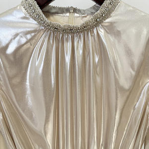 Luxuriöse Formelle Hochzeits- und Gala-Kleider Elegantes Champagner Hochgeschlossenes Plissiertes Abendkleid mit Perlenbesatz und Gürtel mit Cape-Ärmeln - Product Image 5