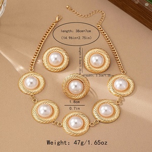 Jingciren Boutique European and American <b>Cross</b>-border Jewelry French Retro Laminated Pearl Earrings Necklace Ring Four-piece Set - Product Image 4