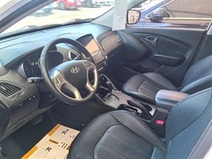 <span class=keywords><strong>Hyundai</strong></span> <span class=keywords><strong>ix35</strong></span> 2.0L Comfort SUV Automatic 2WD del 2015 con telecamera posteriore, pneumatici R16, sedili in pelle, in perfette condizioni e sicurezza garantita - Product Image 5