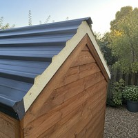 Panneau de toiture isolant thermique imperméable 1000 mm en aluminium et mousse PU, type sandwich, ondulé, idéal pour les toitures de maisons conteneurs
