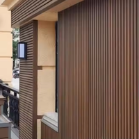 Panneaux de clôture décoratifs européens en PE, revêtement extérieur imperméable, écran d'intimité pour jardin, montage facile, résistant au soleil