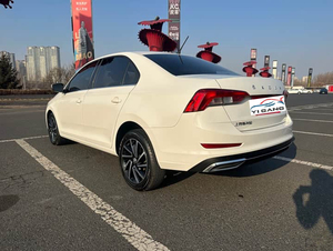 Skoda Rapid <span class=keywords><strong>de</strong></span> 6 Velocidades Automática, Gasolina 1.5L, Usada, 5 Asientos, Volante a la Izquierda, a la Venta, <span class=keywords><strong>Precio</strong></span> Bajo - Product Image 4
