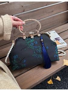 2026新款畅销几何时尚女士中式贝壳珍珠单肩斜挎女包 - Product Image 2