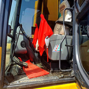 Excavadora Komatsu PC 200 de Segunda Mano en Buen Estado, Original de Japón, Barata, a la Venta en China - Product Image 5