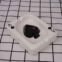 Cendrier en céramique Erliao avec cœur de poker Cendrier à cigares avec logo personnalisé Cendrier en céramique sans fumée