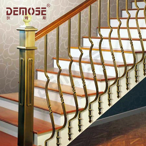 Thiết kế hiện đại ngoài trời rèn sắt lan can cầu thang mới cột và tay vịn bằng gỗ cho ứng dụng trong nhà và biệt thự - Product Image 2