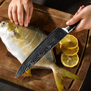 Groothandel op maat gemaakte Damascus-patroon Japanse koksmessen Bestseller professionele messen OEM ODM bestek voor gebruik in de keuken - Product Image 3