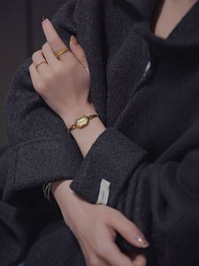 <span class=keywords><strong>Montre</strong></span> en or à <span class=keywords><strong>quartz</strong></span> ultra-fine, petite, carrée, creuse, de style distinctif, bleu Aurora, écologique, pour femmes - Product Image 6