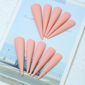 Faux ongles à presser faits main, couvrance totale, forme cercueil longue, en acrylique de luxe, avec papillons 3D et French manucure, haute qualité, pour vente en gros - Product Image 3