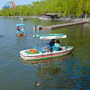 Équipement de jeux d'eau de haute qualité en usine Bateau à pédales en fibre de verre pour la famille - Product Image 6