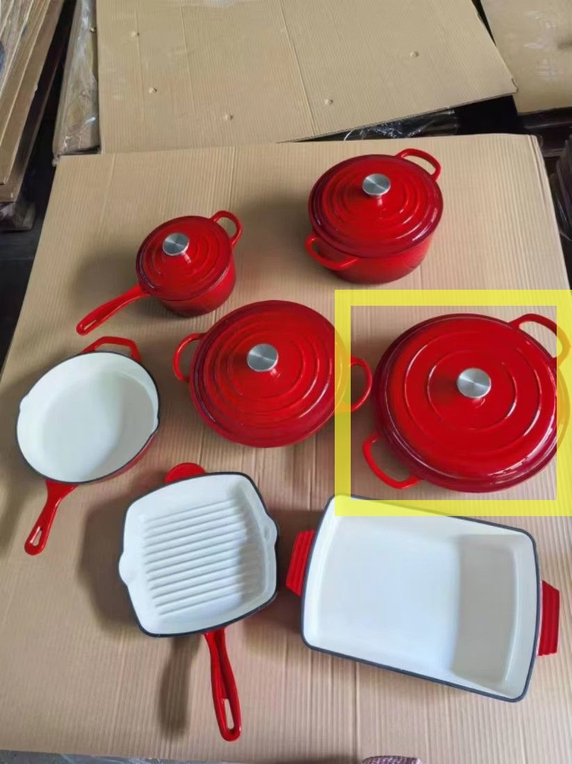 Marmite à fruits de mer rouge 30cm